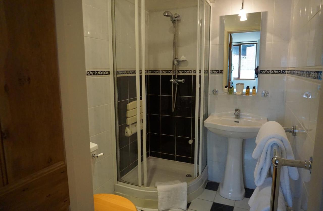 Sheep Dip Cottage - 5* Cyfie Farm, With Log Burner And Private Hot Tub Llanfyllin Exterior photo